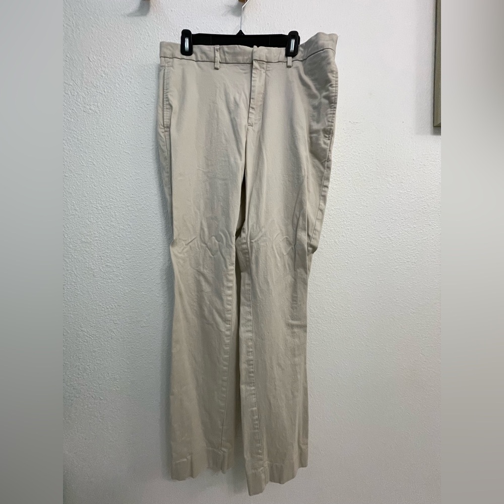 Men’s khaki trousers